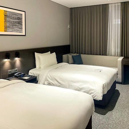 Hotel Ambience Plaza Jmd - Delhi Airport New Delhi Exterior foto
